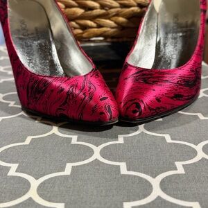 Charles Jourdan Vibrant Pink Marble Heels